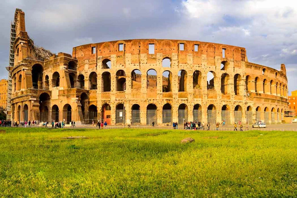 İTALYA İKONLARI TURU Pegasus Havayolları ile 4 gece Sabah Bergamo Gidiş – Akşam Roma Dönüş