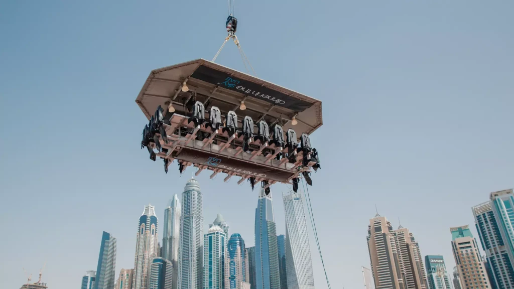 Dinner in the Sky Dubai | 50 Metrede Yemek Deneyimi