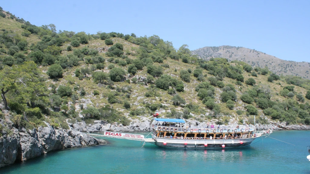 Fethiye Butterfly Valley Boat Tour with Lunch & Transfers