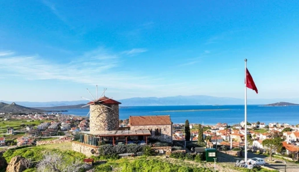 Bozcaada Assos Cunda Adası ve Ayvalık Tekne Turu / 1 Gece Otel Konaklamalı / İstanbul, Gebze ve Bursa Çıkışlı