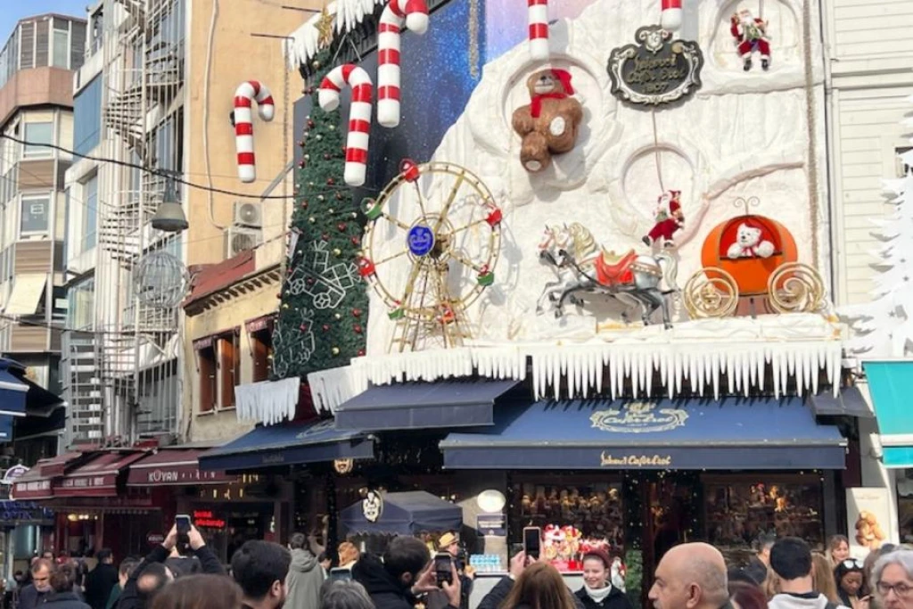 Bosphorus Boat Tour and Fairy-Tale Istanbul Tour