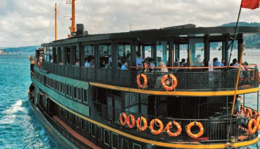 Bosphorus Boat Tour and Fairy-Tale Istanbul Tour