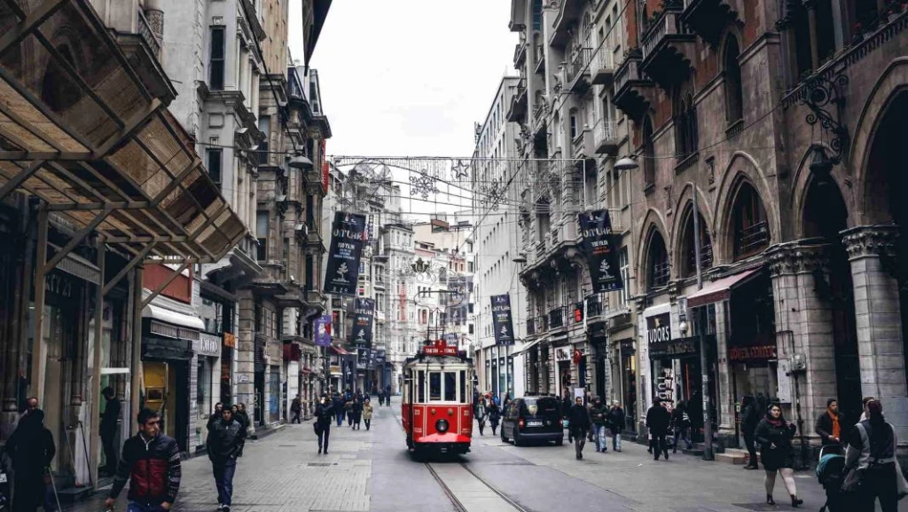 Bosphorus Boat Tour and Fairy-Tale Istanbul Tour