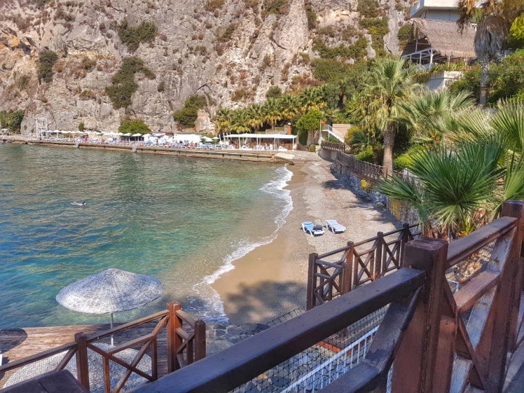 Ladonia Adakule Kuşadası Bursa Departure