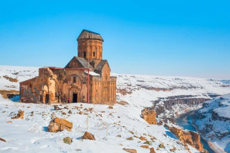 Turistik Doğu Ekspresiyle Kars Turu (İstanbul Hareketli - Trenle Gidiş - Uçakla Dönüş ) 