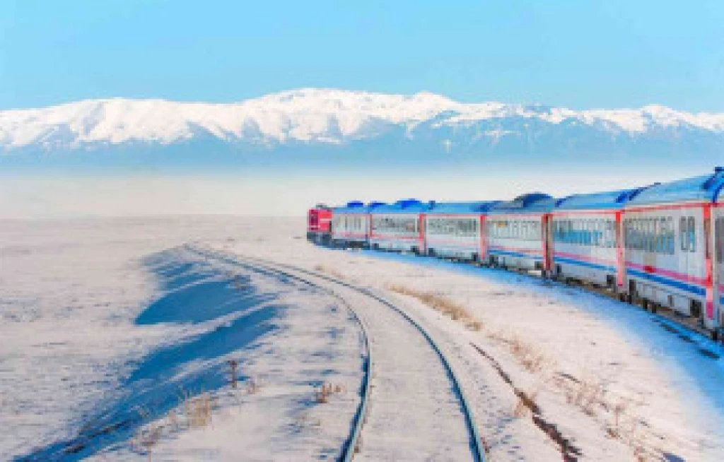 Touristic Eastern Express Kars Tour (Departing from Istanbul - Train Outbound - Return by Plane)