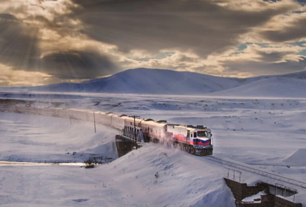 Touristic Eastern Express Kars Tour (Departing from Istanbul - Train Outbound - Return by Plane)