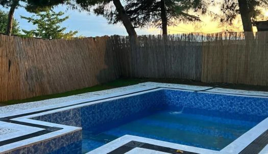 İznik Farm House (With Pool and Wood Stove)