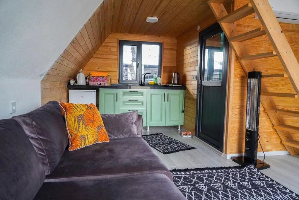 İznik Farm House (With Pool and Wood Stove)