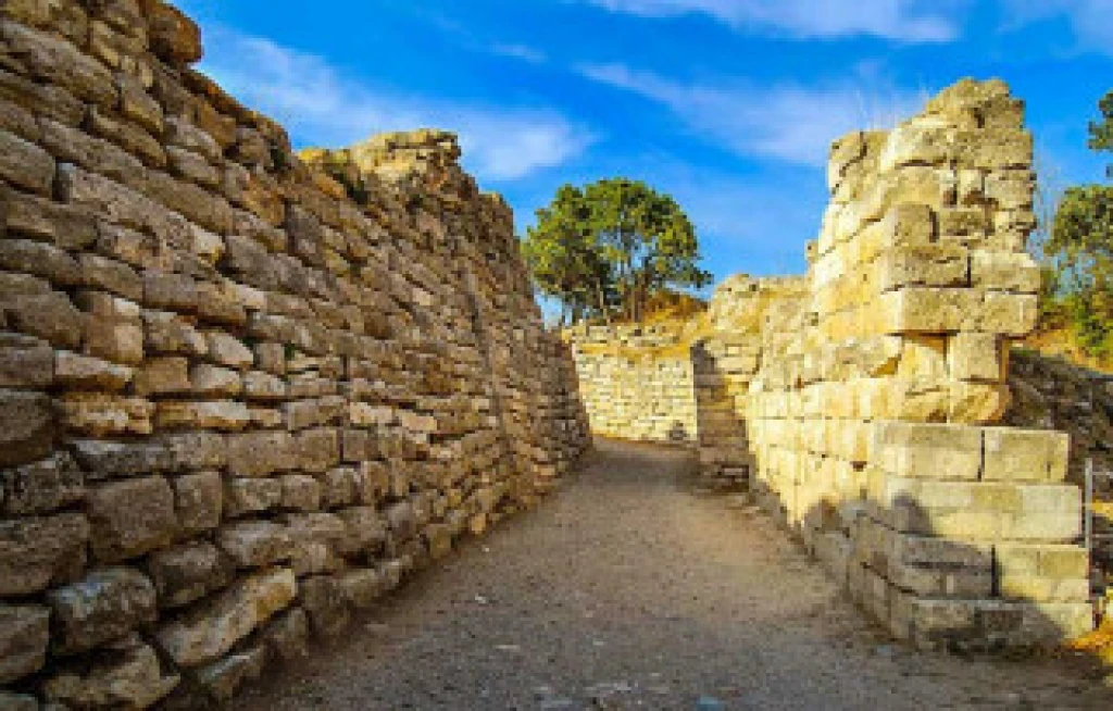 Çanakkale’s Ancient Secrets Tour from Bursa