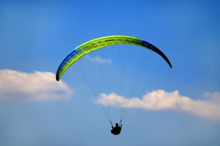 Paragliding