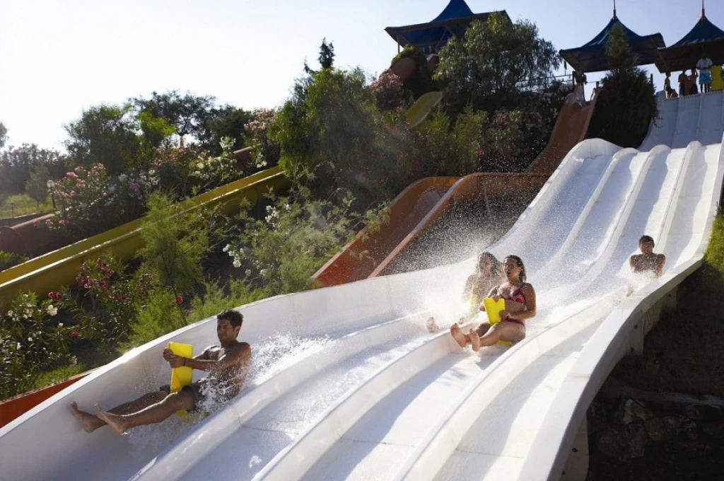 Adaland Aqupark Turu   Bursa Çıkışlı