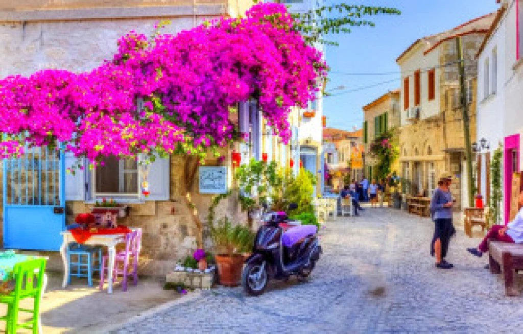 Çeşme Alaçatı Tour from Bursa with Swimming Break