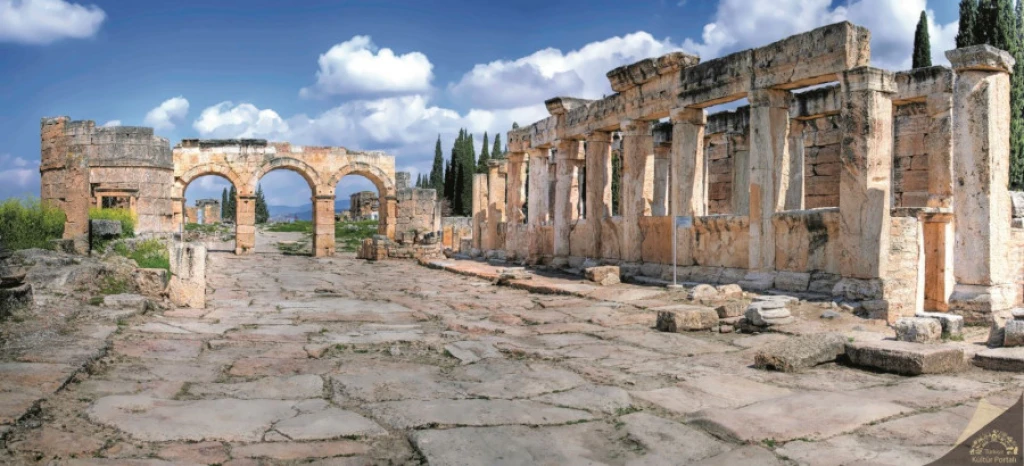 Pamukkale, Lavender Gardens and Salda Tour from Bursa