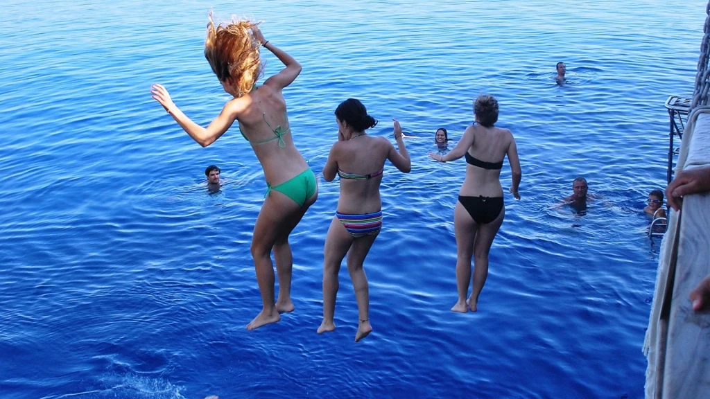 Fethiye 12 Islands Boat Trip with Hotel Transfer & Lunch