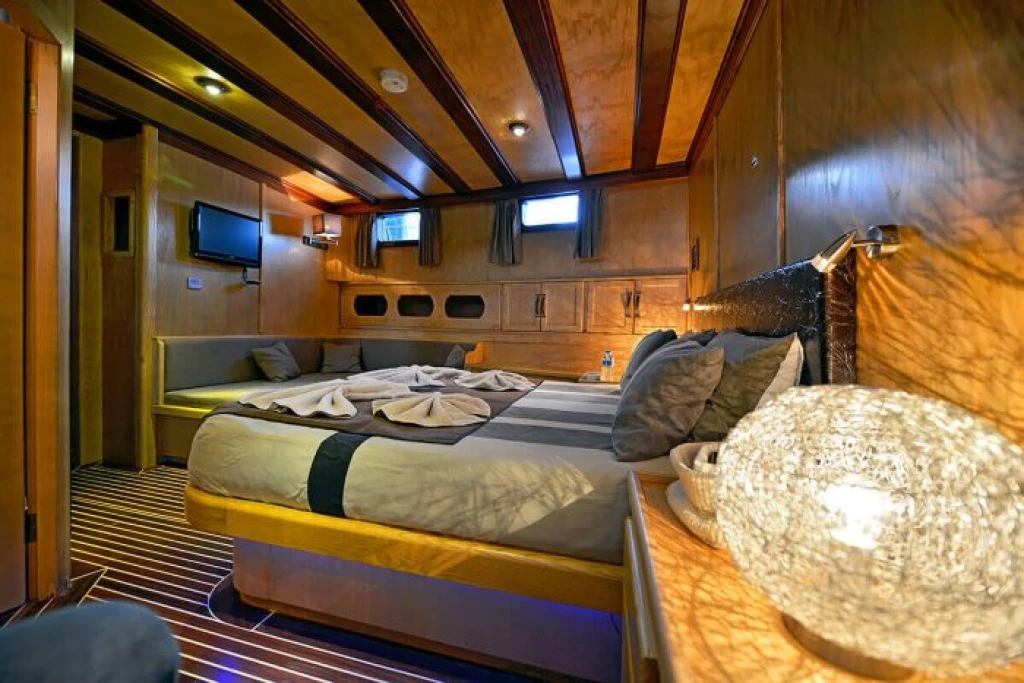 Derin Deniz Gulet - Luxury
