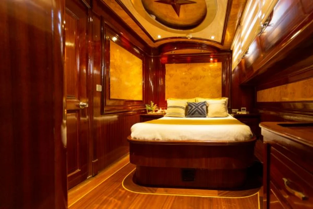 Gulet Yucebey 1 | Luxury Yacht Charter & Blue Cruise