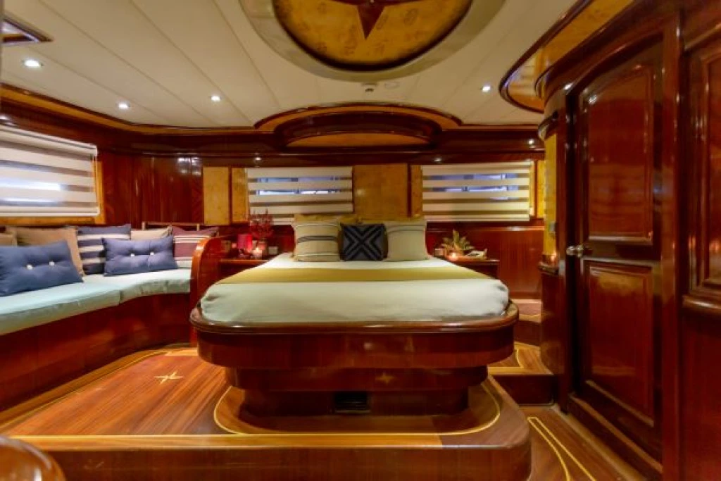 Gulet Yucebey 1 | Luxury Yacht Charter & Blue Cruise
