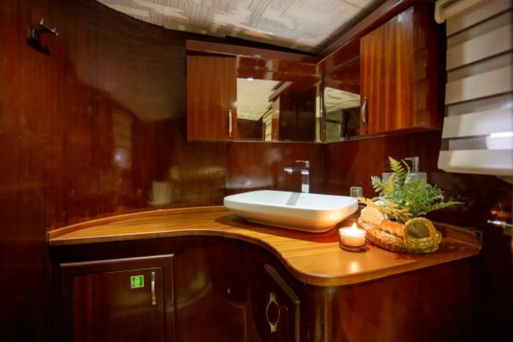 Gulet Yucebey 1 | Luxury Yacht Charter & Blue Cruise
