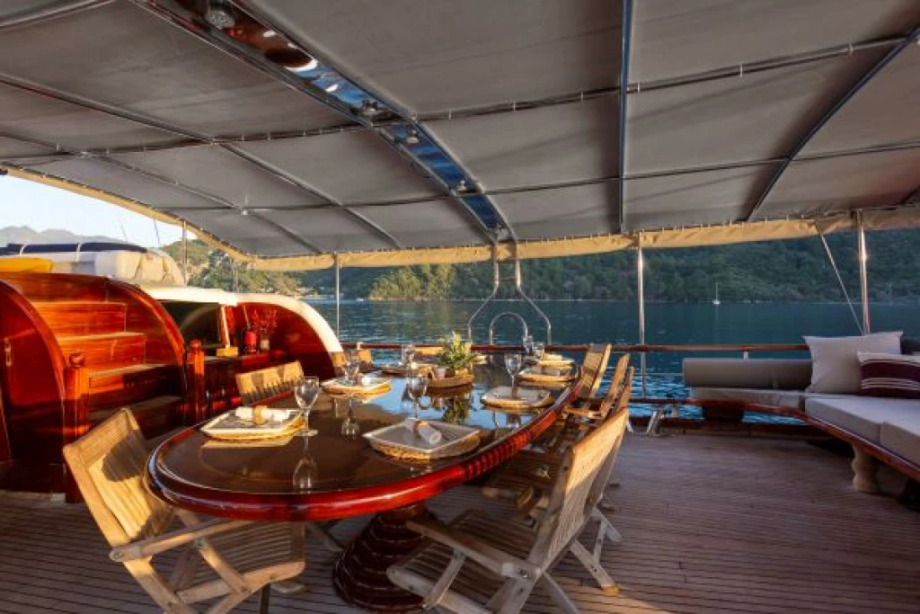 Gulet Yucebey 1 | Luxury Yacht Charter & Blue Cruise