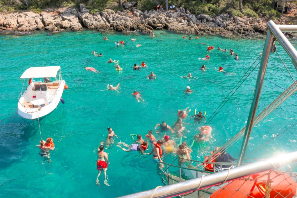 Marmaris Cleopatra Island Boat Trip with Lunch & Soft Drinks