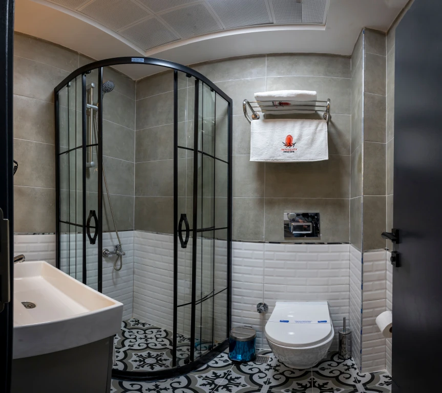 Intercity Airport Hotel