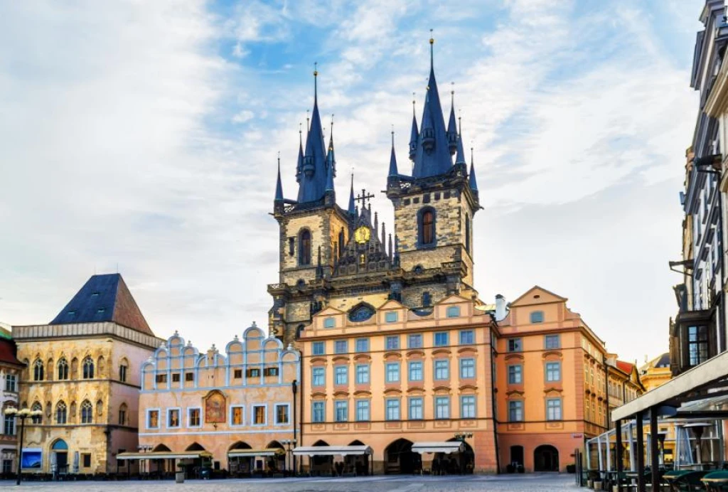 Türk Hava Yolları ile Prag & Viyana & Budapeşte Turu 