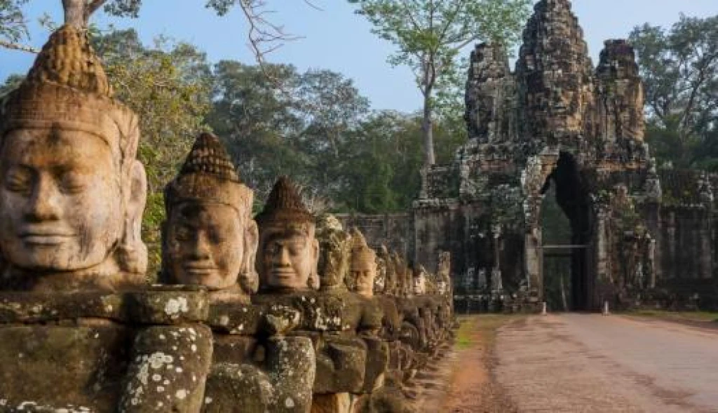 Elegant Vietnam & Laos & Cambodia Tour