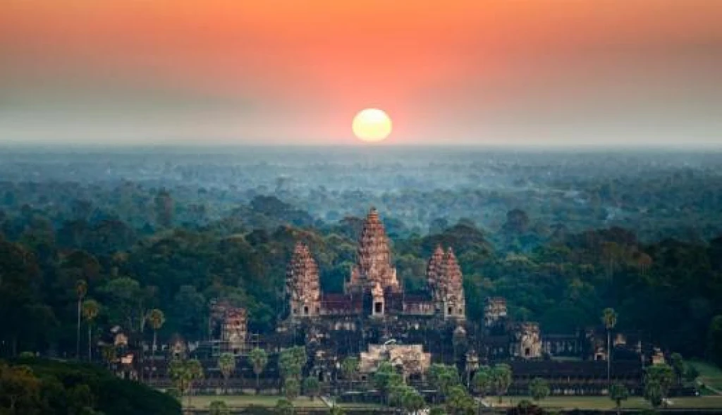 Elegant Vietnam & Laos & Cambodia Tour