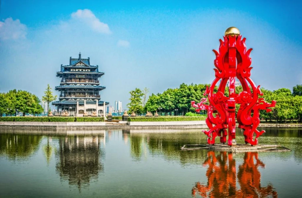 Elegant Legendary Chinese Empire Beijing & Xi’an & Luoyang & Zhengzhou & Shanghai - with Emirates Airlines