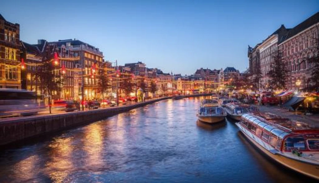 AJet Airlines Maxi Benelux & Paris & Alsace Tour (CGN-BSL)