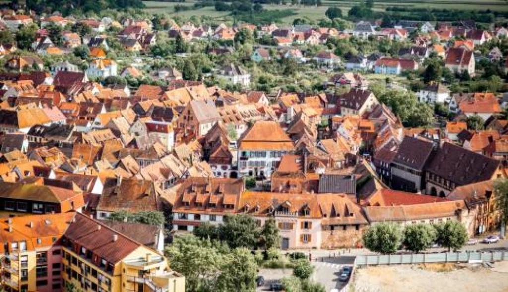 AJet Airlines Elegant Benelux & Paris & Alsace Tour (BSL-CGN)