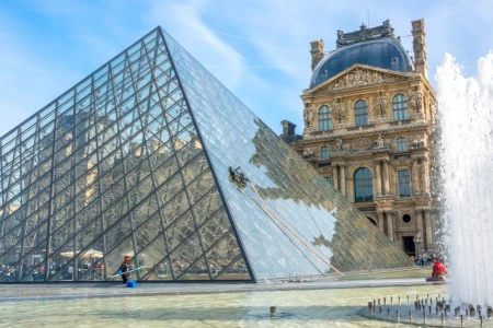Pegasus Hava Yolları ile Paris & Disneyland Turu