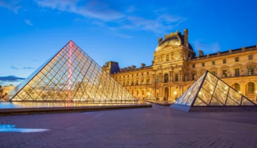 Pegasus Hava Yolları ile Paris Turu