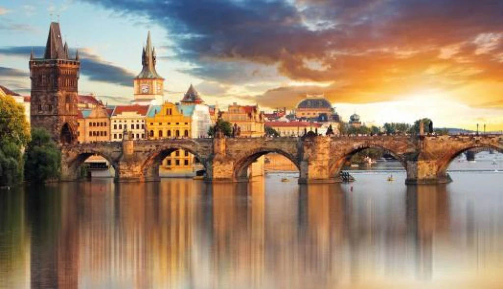 Istanbul, Budapest - Vienna - Prague Tour