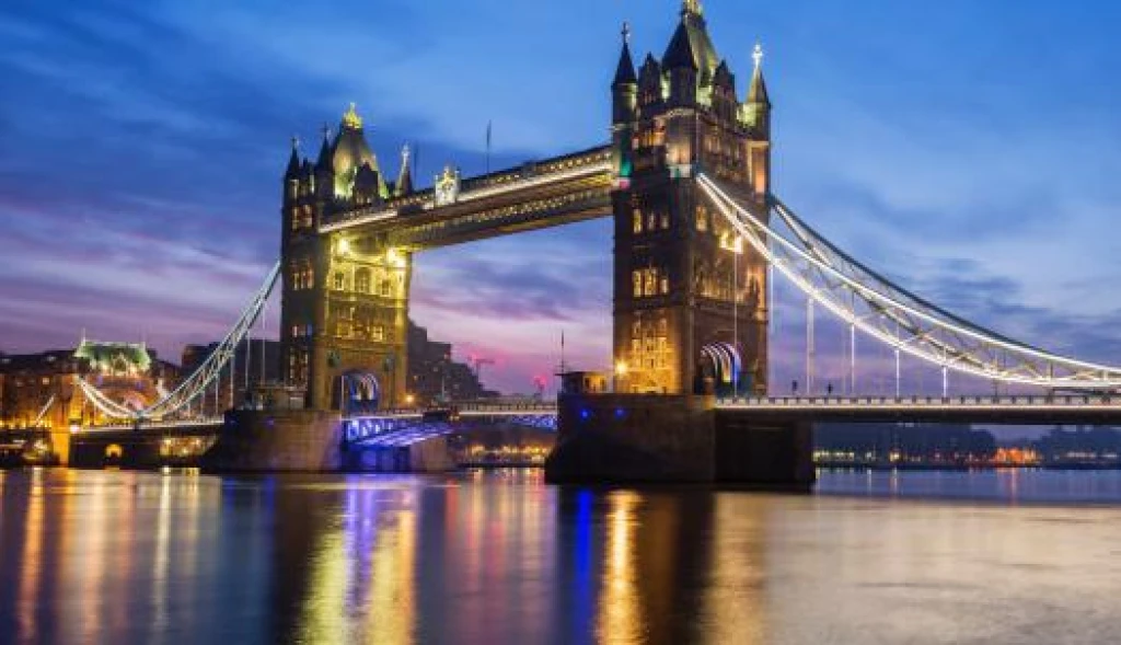 Ajet Hava Yolları ile Royal Londra Turu