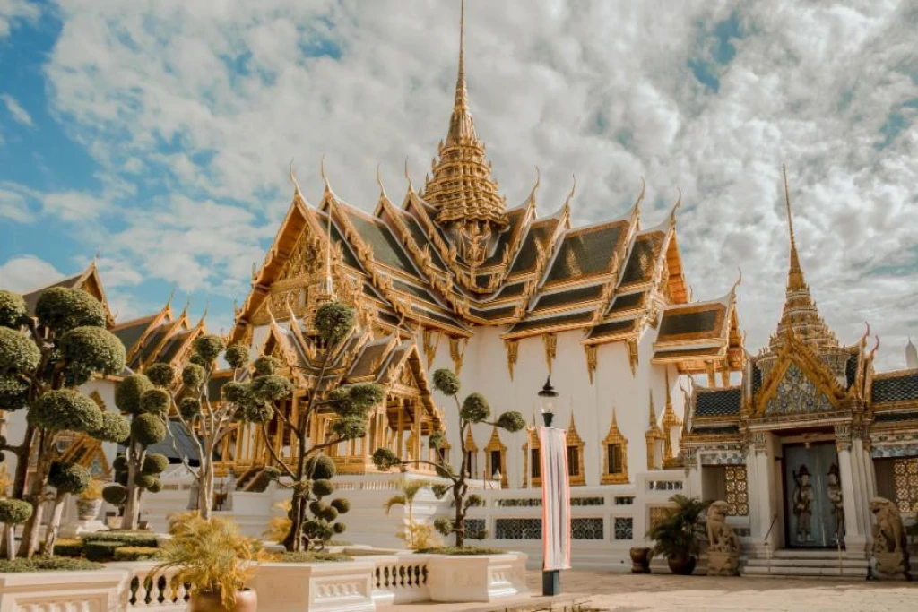 Emirates Hava Yolları ile Elegant Phuket & Bangkok Turu 