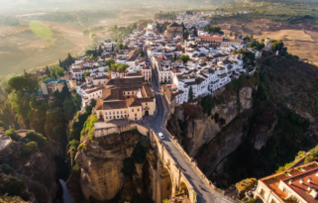 Pegasus Airlines Elegant Spain & Andalusia Tour (MAD-BCN)