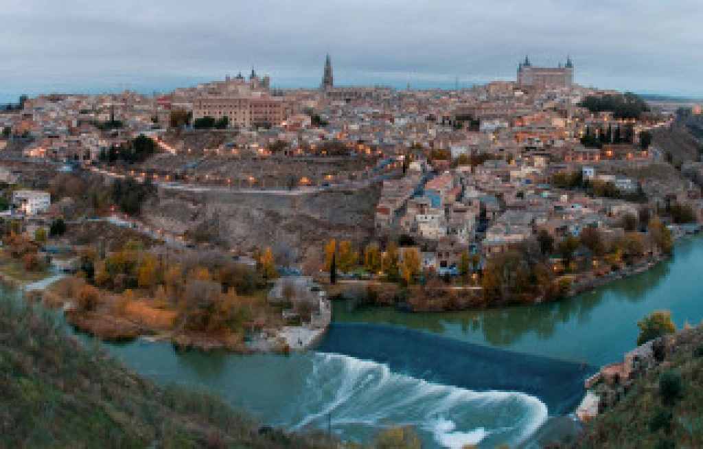 Pegasus Airlines Elegant Spain & Andalusia Tour (MAD-BCN)