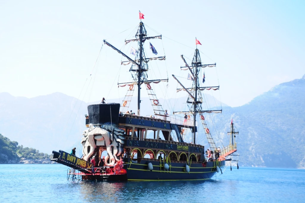 Marmaris Pirate Party Boat Cruise Tour Soft Drinks and Hotel Transfers