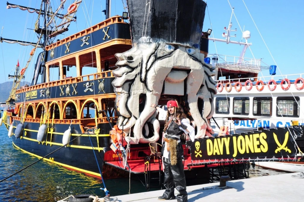 Marmaris Pirate Party Boat Cruise Tour Soft Drinks and Hotel Transfers