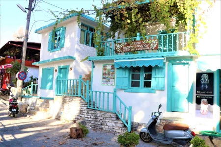 Dorf-Tour in Marmaris mit Wasserfällen und Jesus-Strand