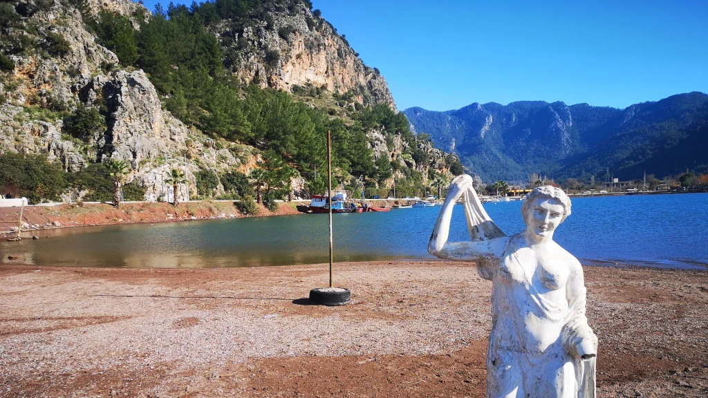 Dorf-Tour in Marmaris mit Wasserfällen und Jesus-Strand