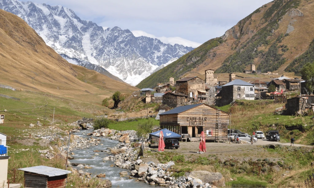 Kafkasların Kalbine Yolculuk – Gürcistan Svaneti Düşler Dünyası Doğa ve Trekking Turu | 6 Gece 7 Gün