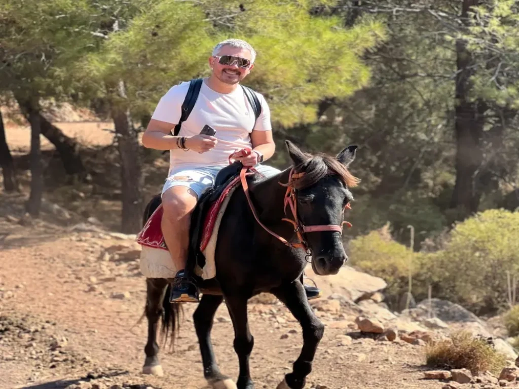Fethiye ve Ölüdeniz'den Hayalet Şehirde At Safarisi