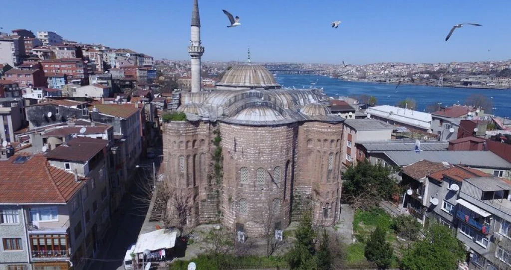 İSTANBUL TARİHİ YARIMADA TOPKAPI-AYASOFYA-YEREBATAN-SULTANAHMET-GÜLHANE TURU 2 AĞUSTOS 2026