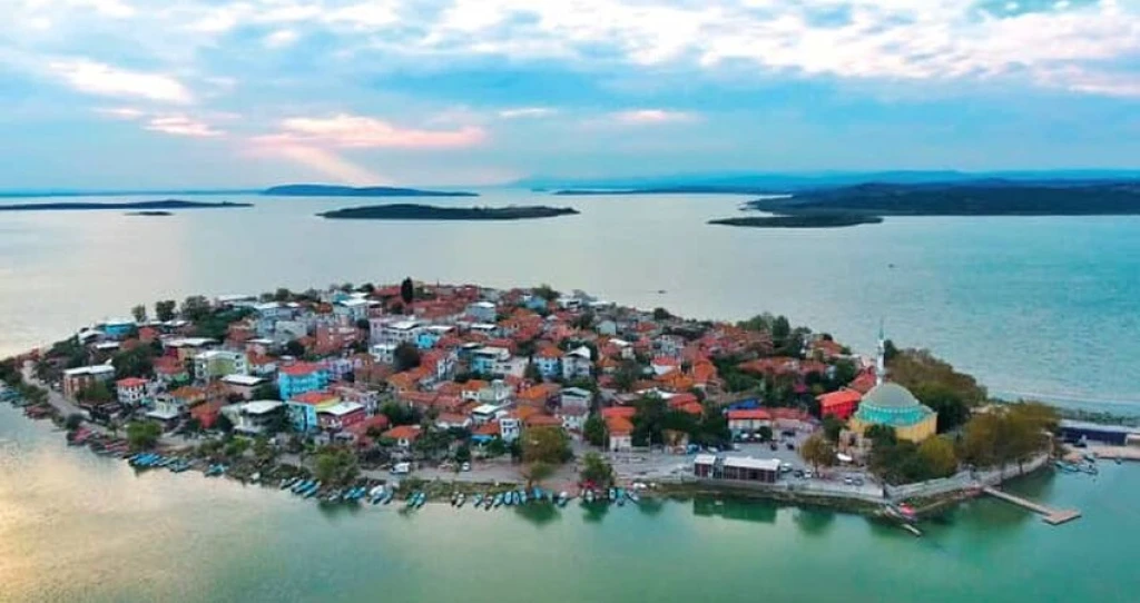 BURSA CUMALIKIZIK,GÖLYAZI,ULUBAT GÖLÜ,TRİLYE,MUDANYA TURU -9 AĞUSTOS 2026