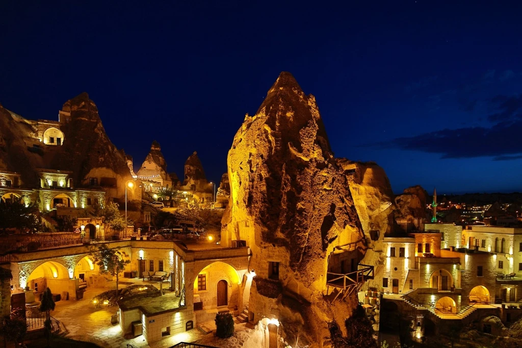 2-Day Cappadocia Tour from Antalya with Balloon Ride