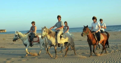 Tour à cheval à Antalya – Expérience de randonnée équestre en pleine nature (transfert inclus) 2026