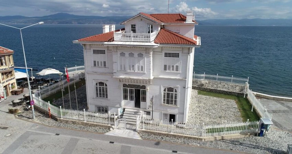 BURSA CUMALIKIZIK,GÖLYAZI,ULUBAT GÖLÜ,TRİLYE,MUDANYA TURU 5 EYLÜL 2026